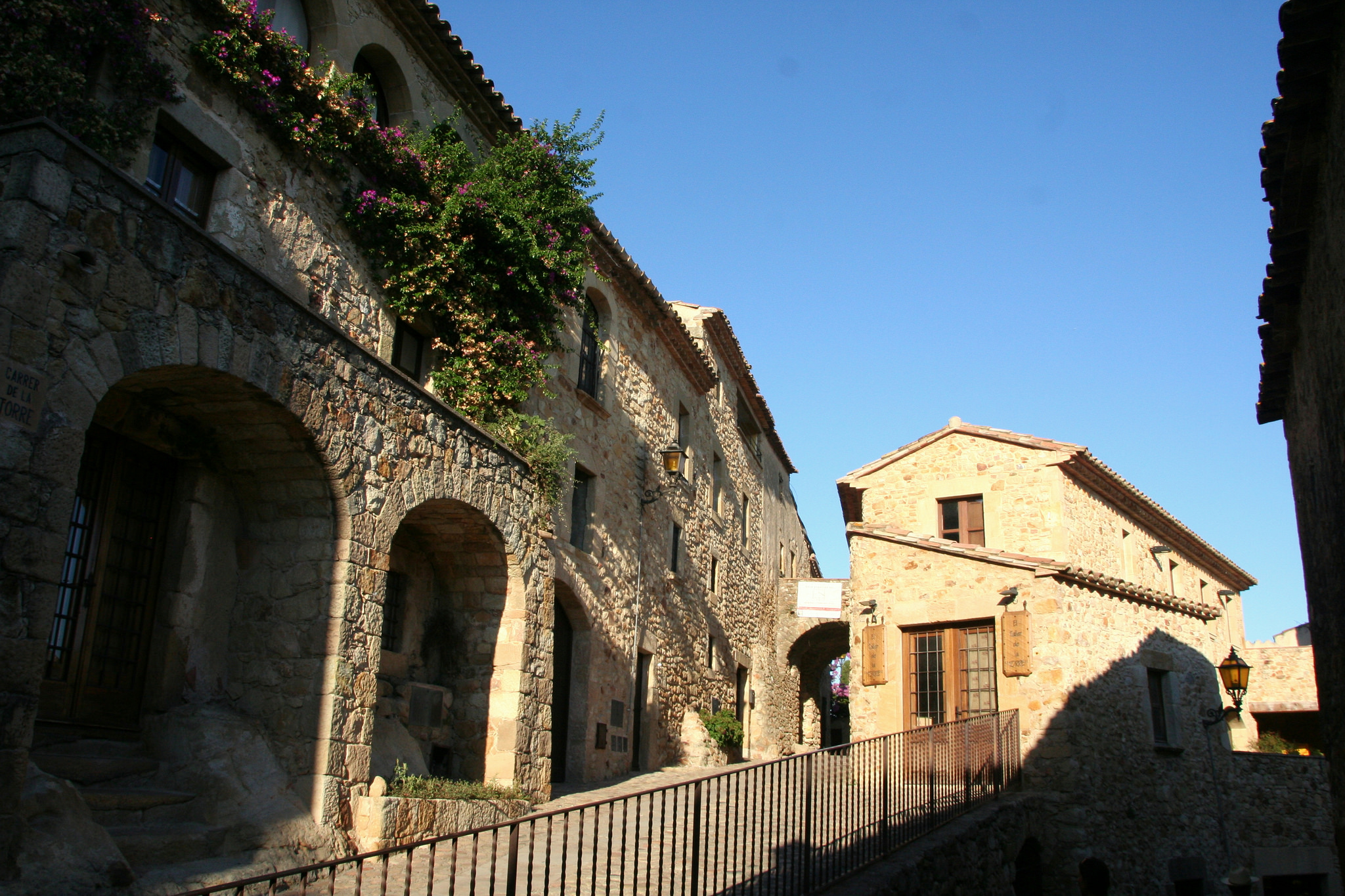 mittelalterlichen Dörfer des Empordà pals