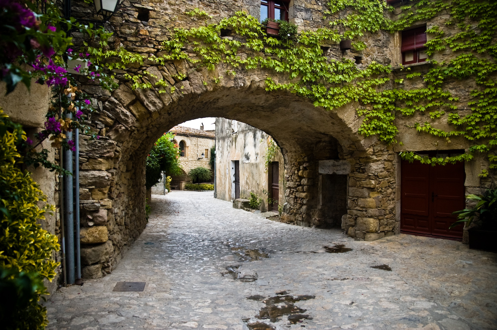 mittelalterlichen Dörfer des Empordà peratallada